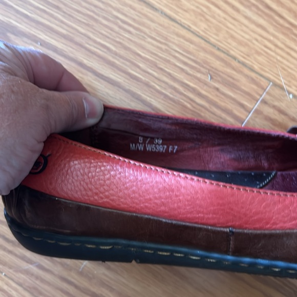 Shoes - Picture 4 of 4